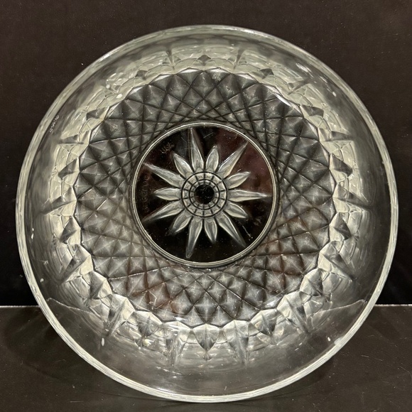 Vtg Arcoroc France Sunburst/Diamond Glass Serving Bowl + Ind. - Picture 1 of 7